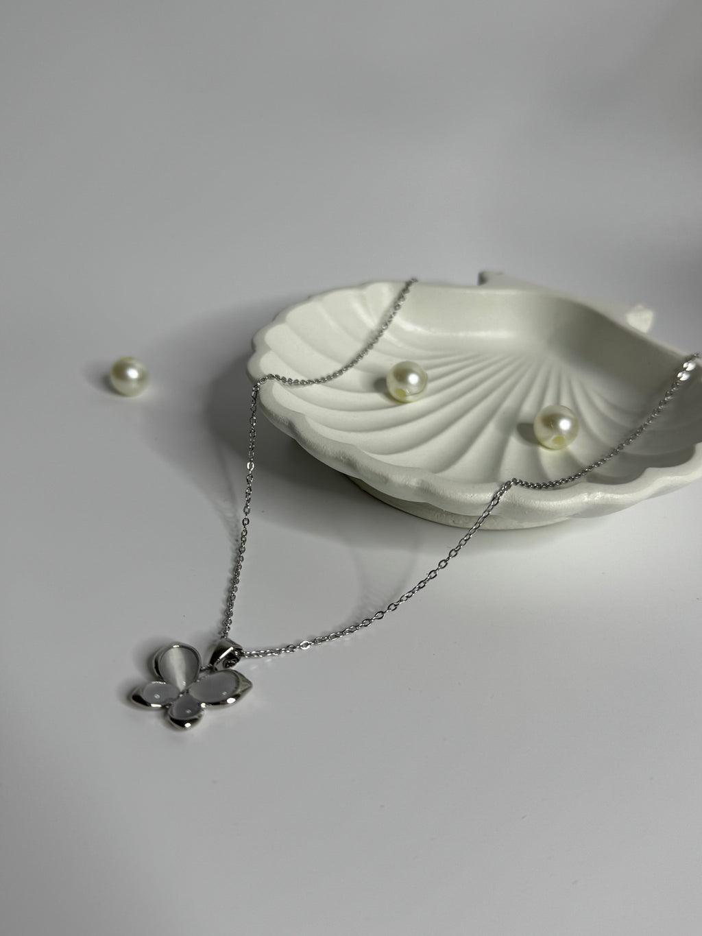Elegant Butterfly Pendant Necklace Silver