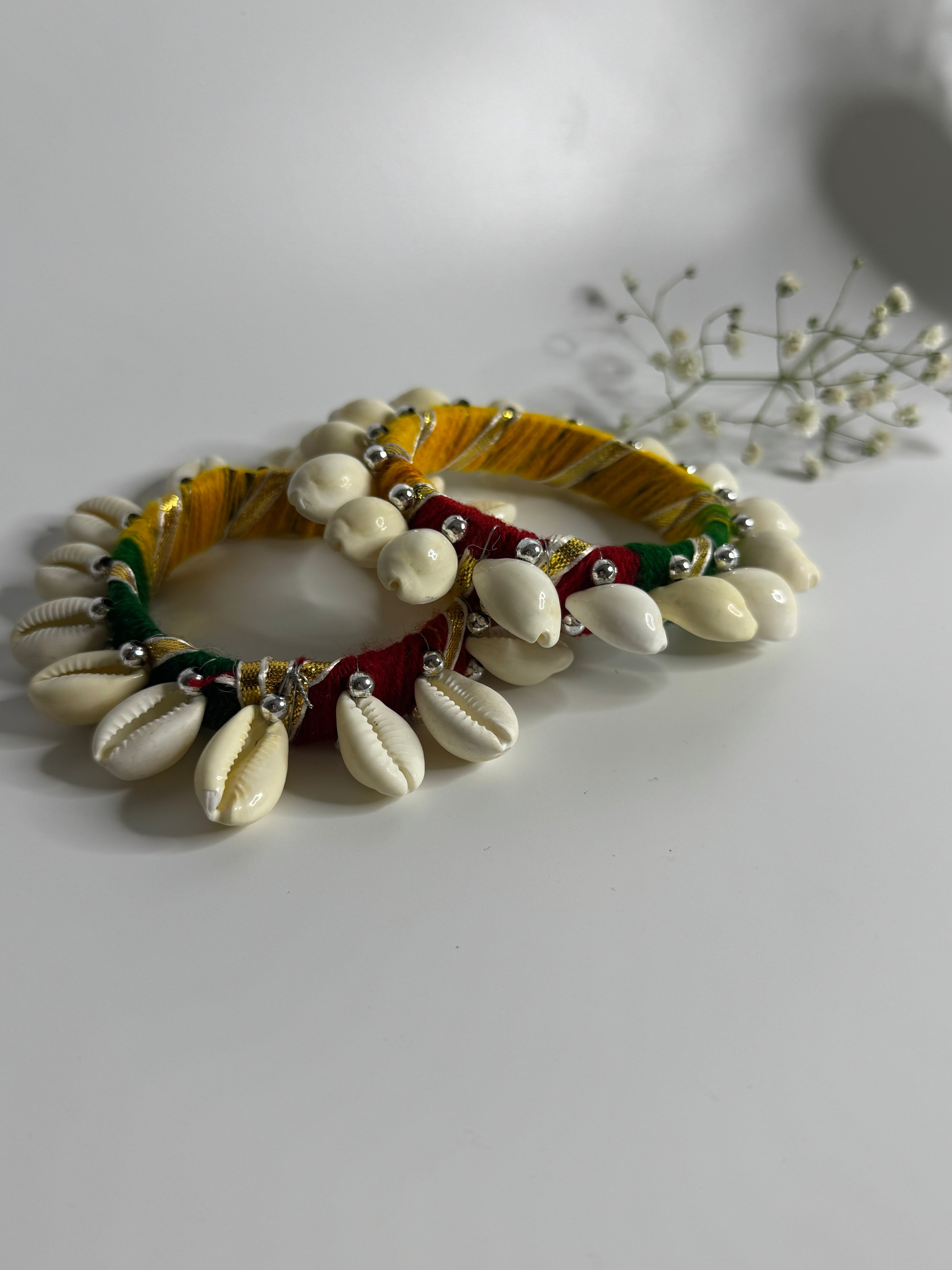 Fabric Wrapped Shell Charm Bracelet Set Multicolour