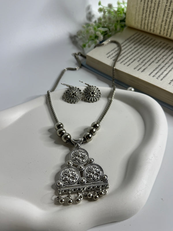 Heritage Shield Oxidised Necklace Set