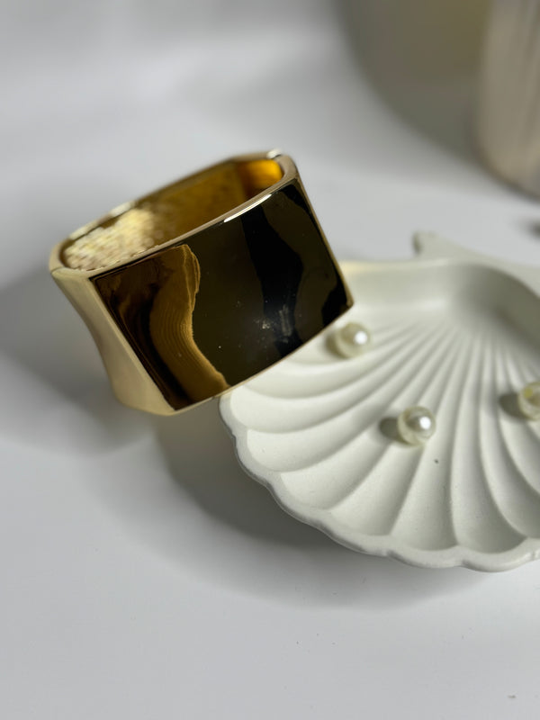 Classic Wide Anti-Tarnish Cuff