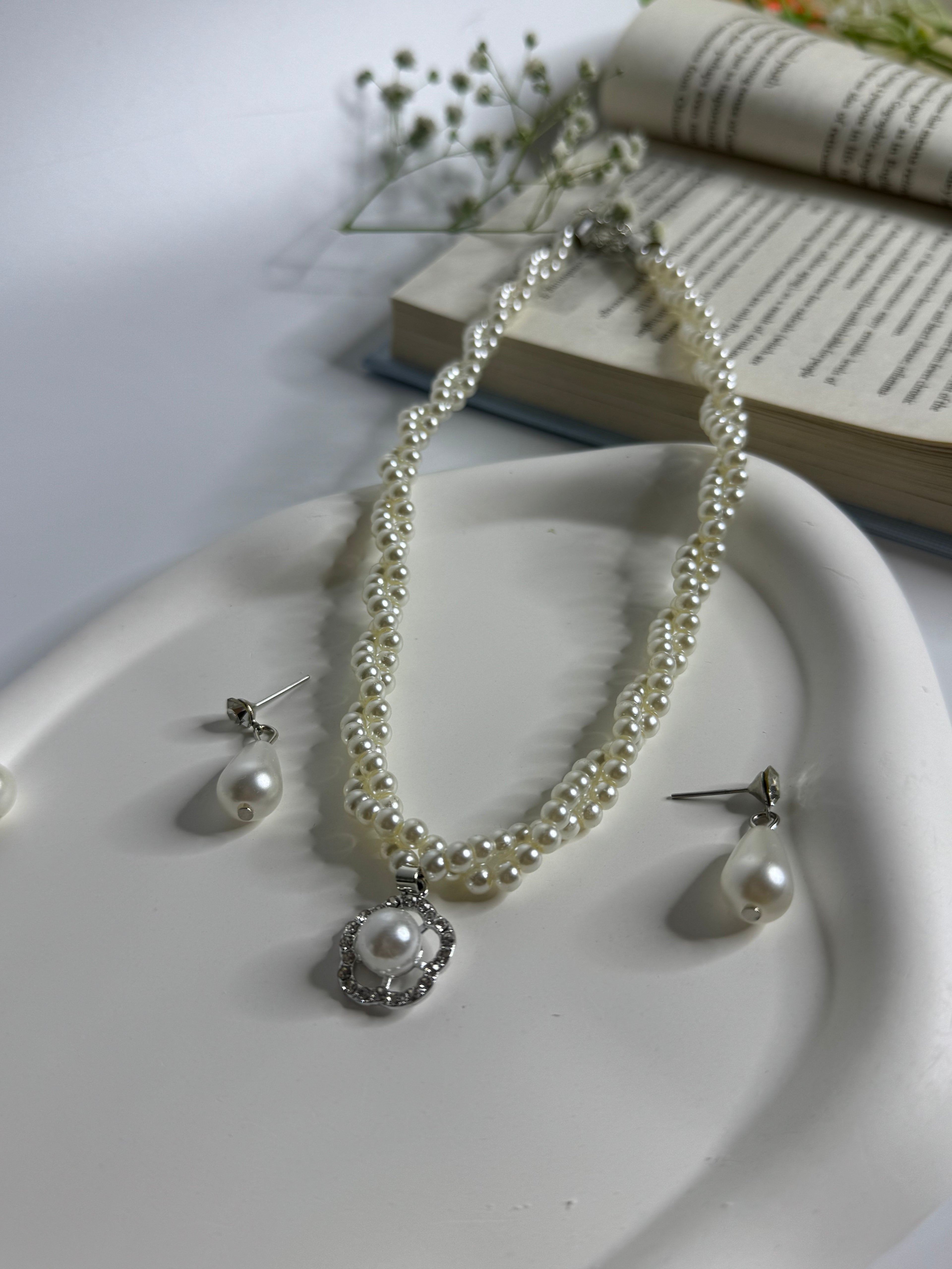 Pearl Round Necklace & Earring Set