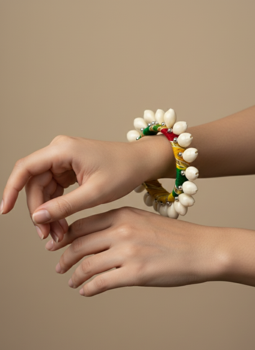 Fabric Wrapped Shell Charm Bracelet Set Multicolour