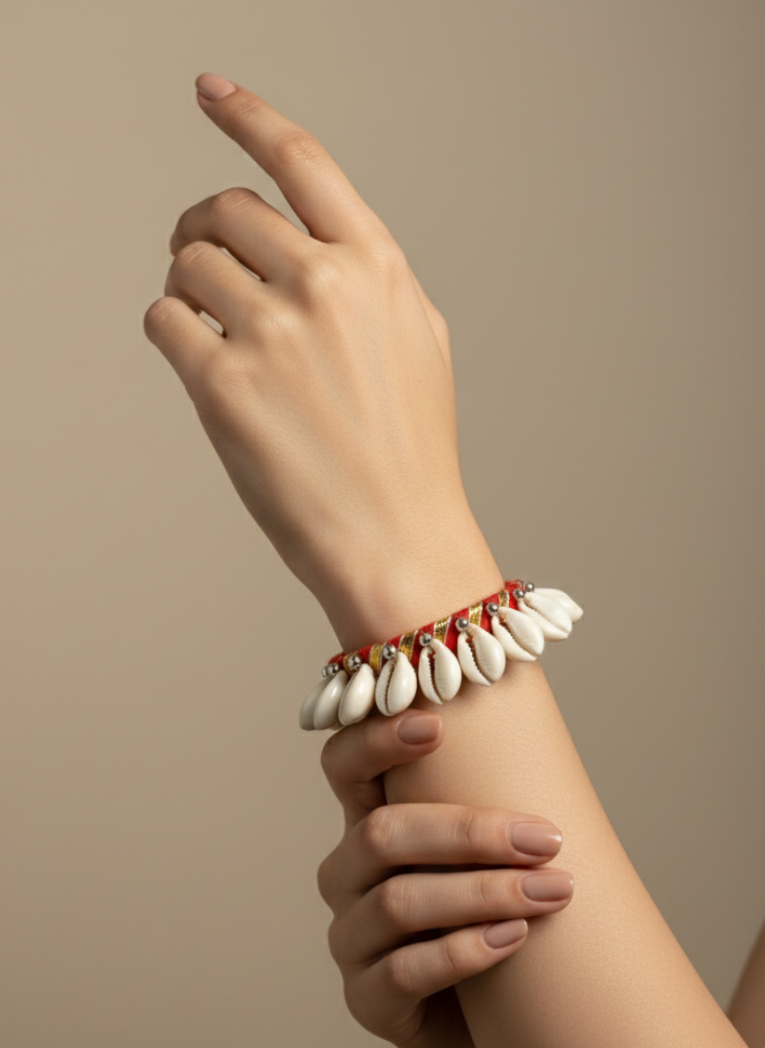 Fabric Wrapped Shell Charm Bracelet Set Red