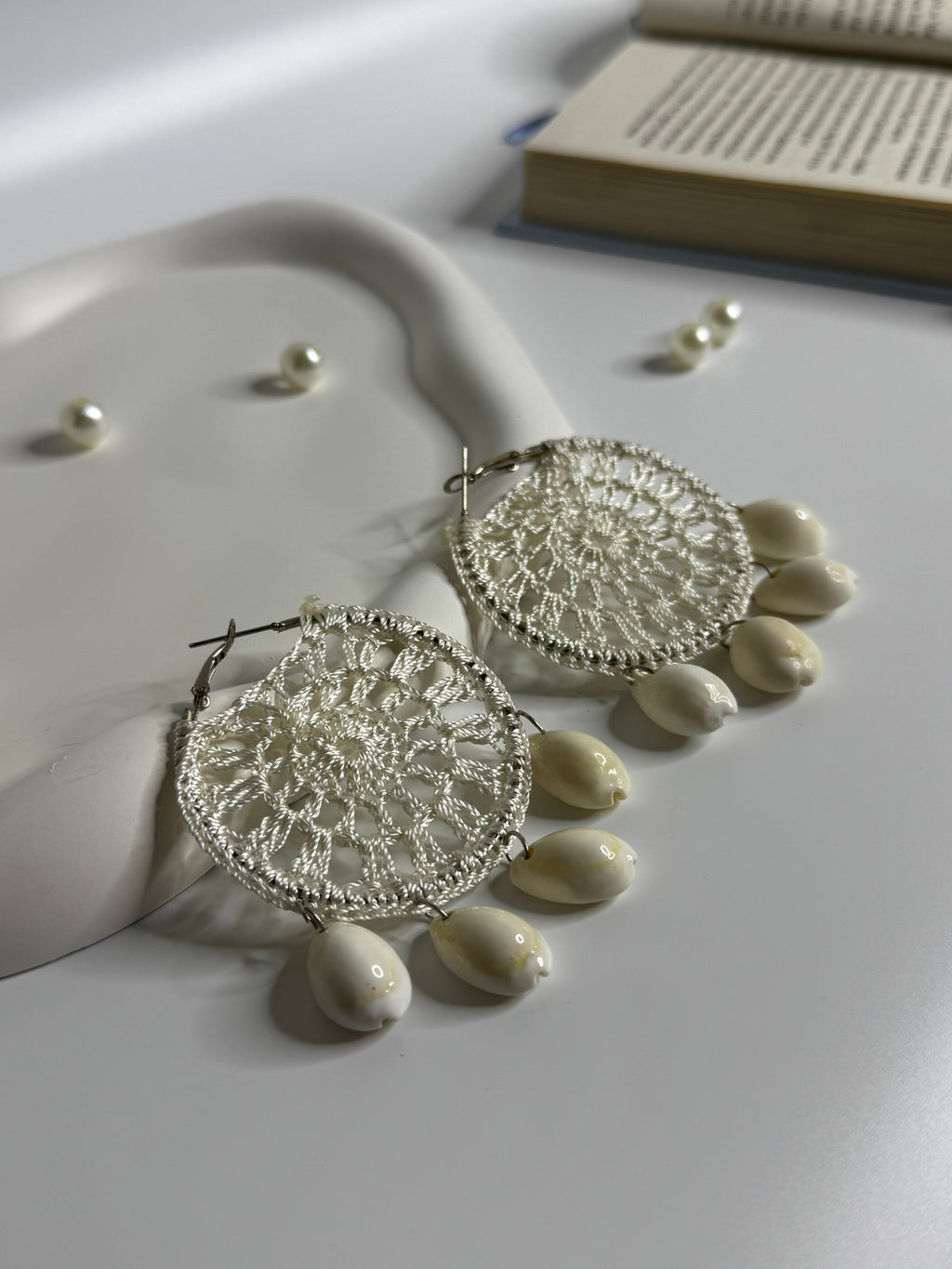 Handmade Lace Disc Shell Drop Earrings White