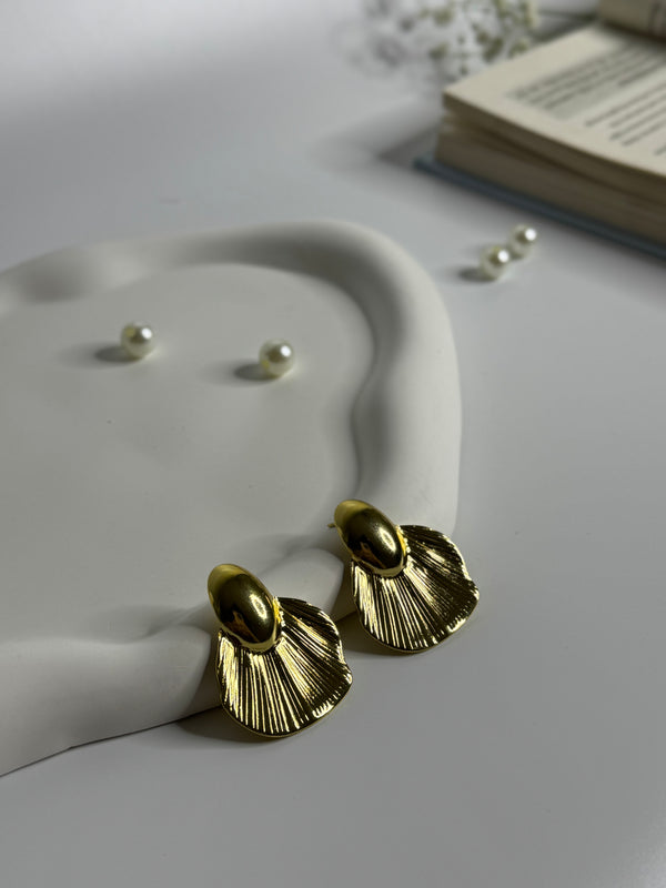 Golden Shell Fold Earrings