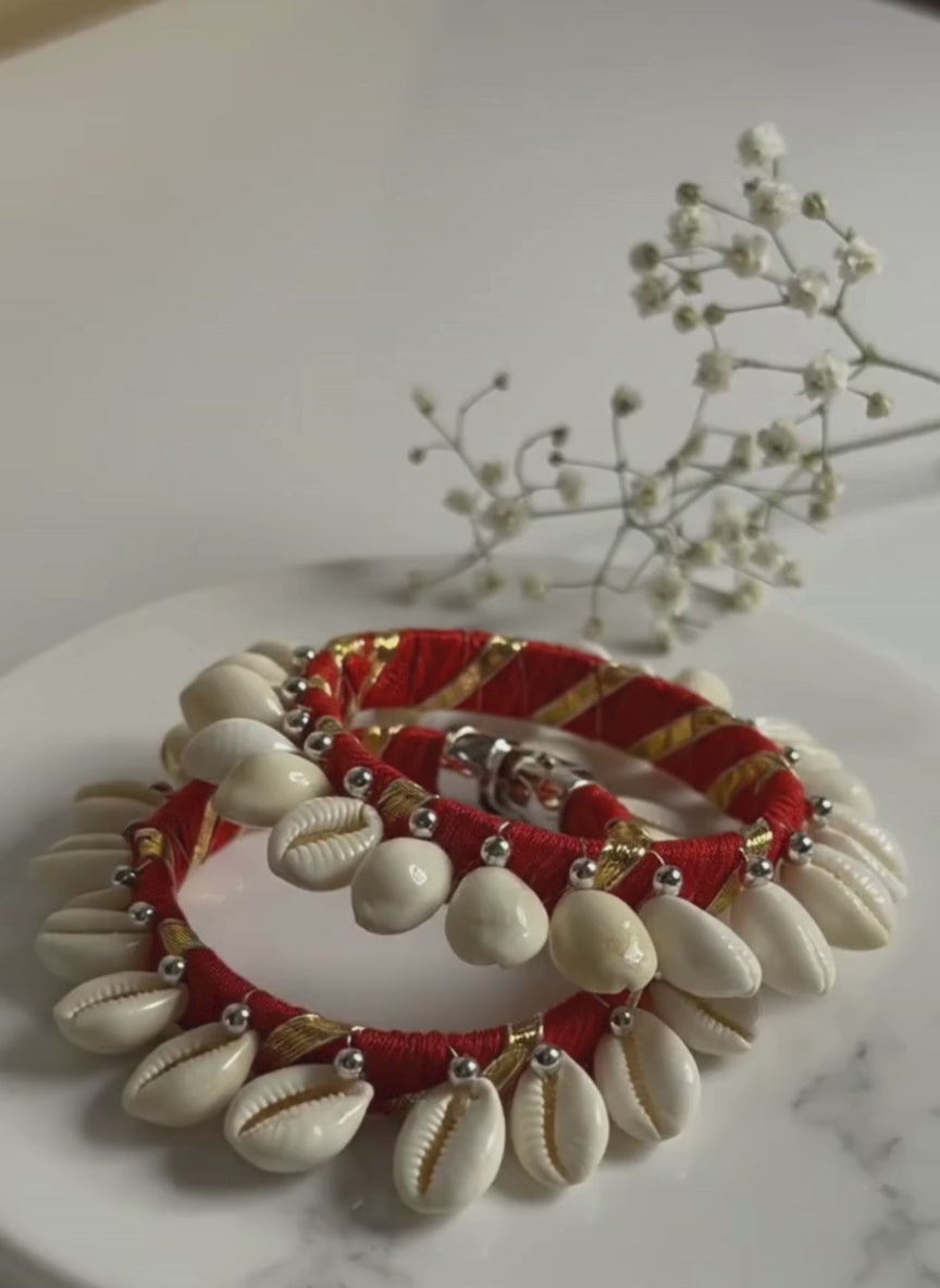 Fabric Wrapped Shell Charm Bracelet Set Red