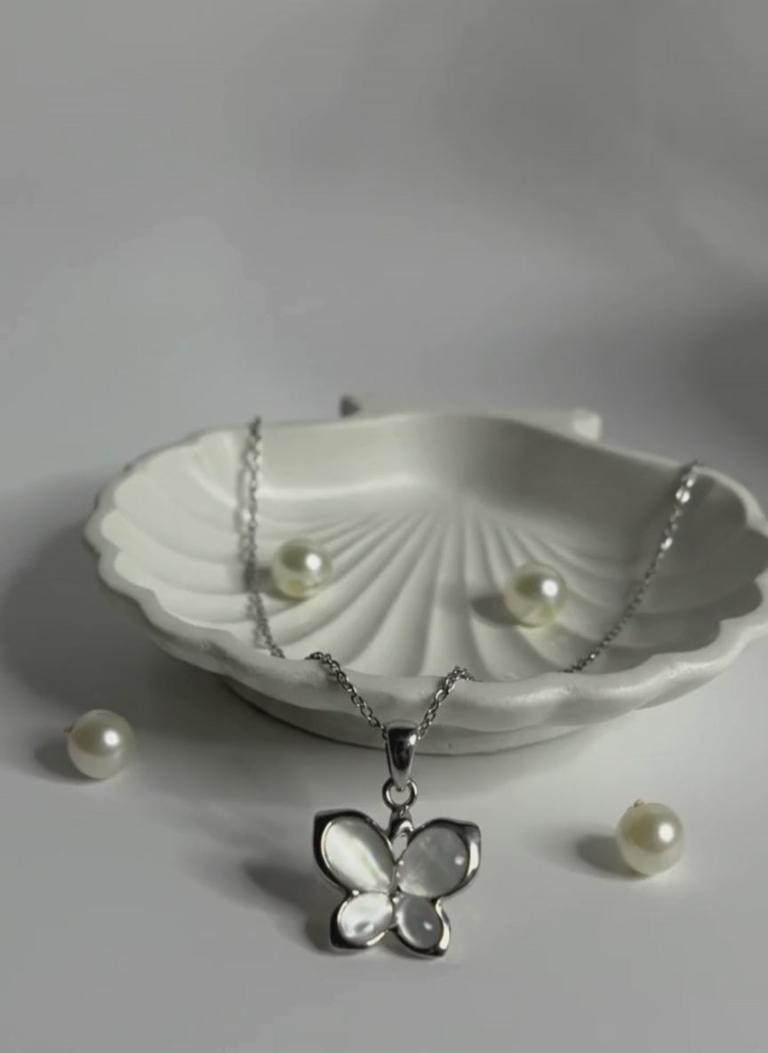 Elegant Butterfly Pendant Necklace Silver