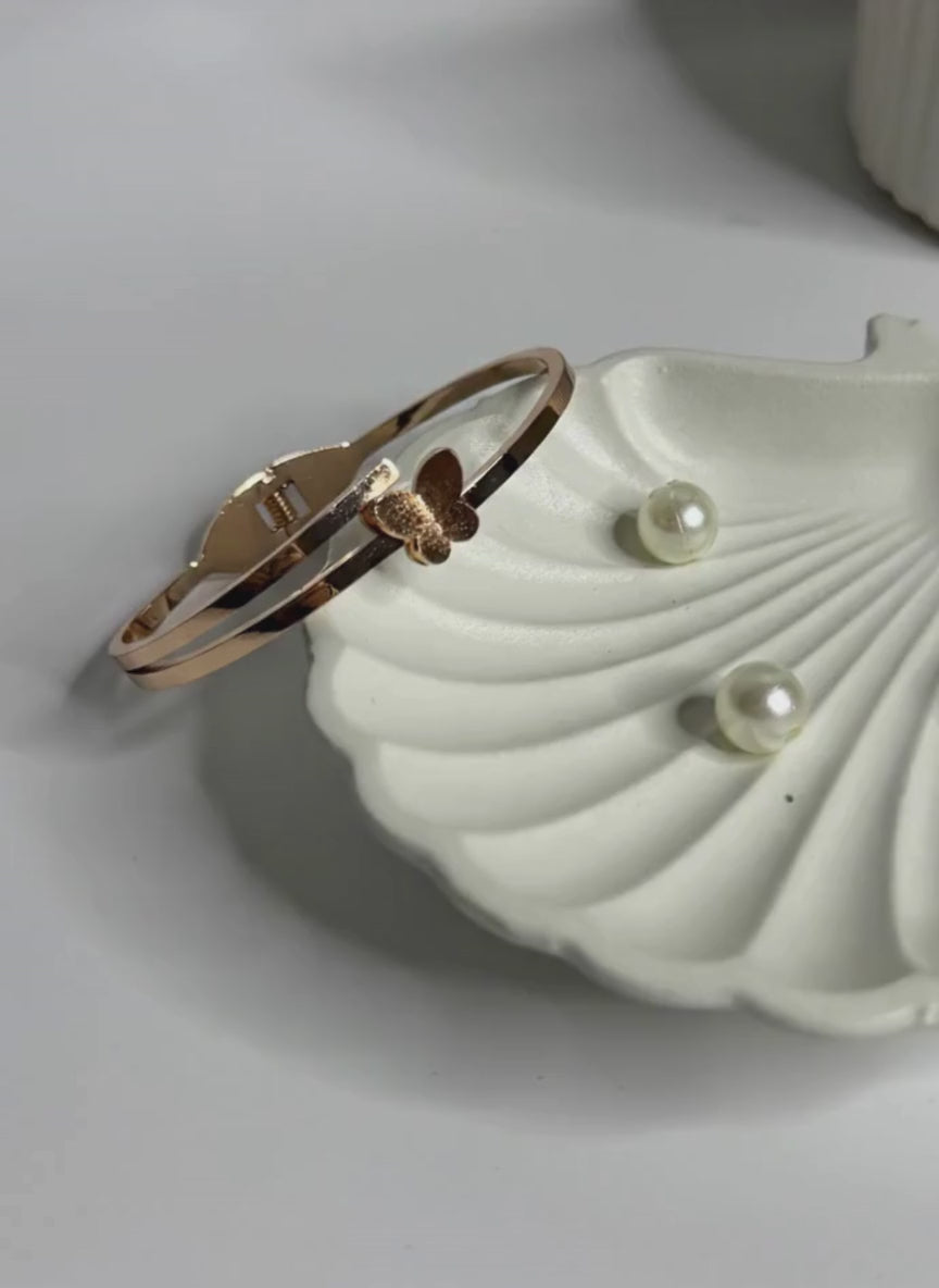 Butterfly Accent Anti-Tarnish Bracelet