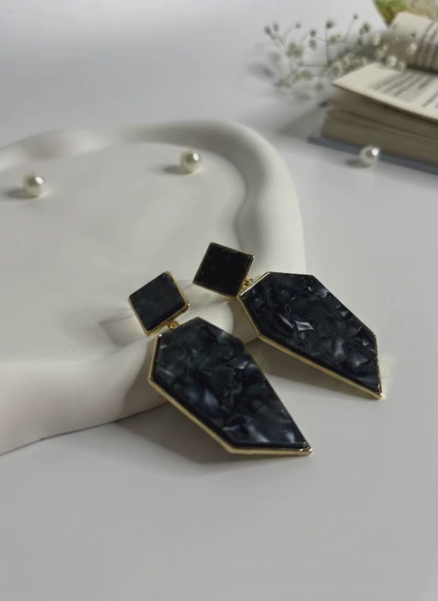 Marbled Edge Statement Earrings Black