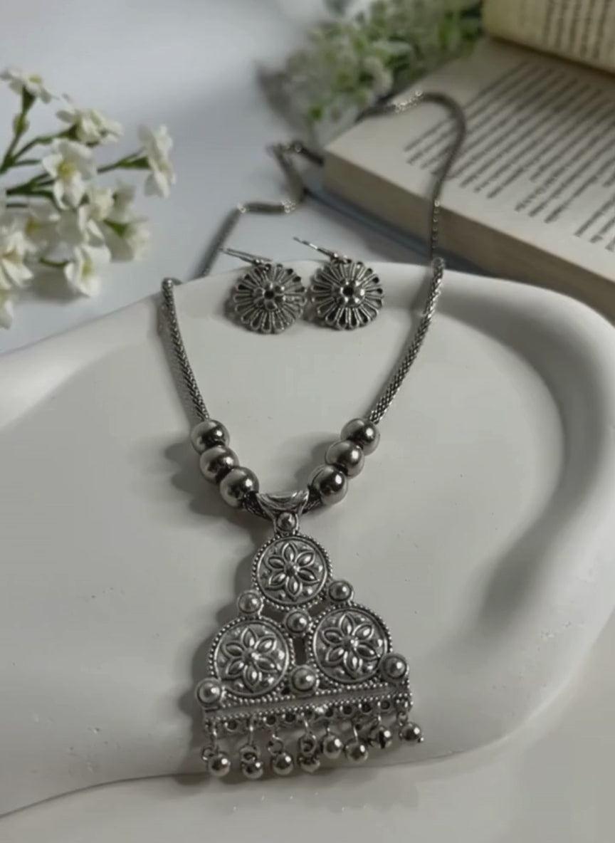 Heritage Shield Oxidised Necklace Set