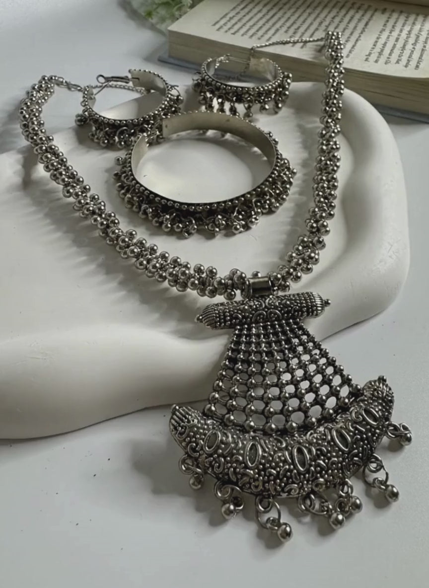 Rumi Layered Oxidised Necklace (3-Piece)