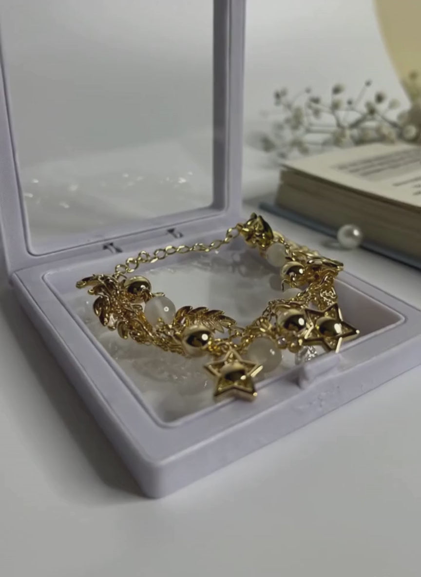 Gold Star Charm Chain Bracelet